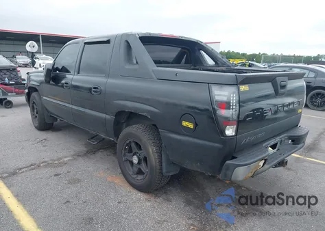 2004 Chevrolet Avalanche 1500 из США, поврежденный, VIN 3GNEK12T64G192143